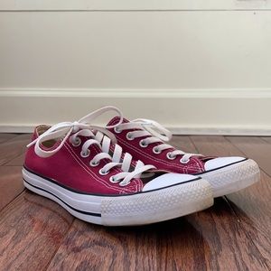 Converse All Stars | Women’s size 8 | Maroon